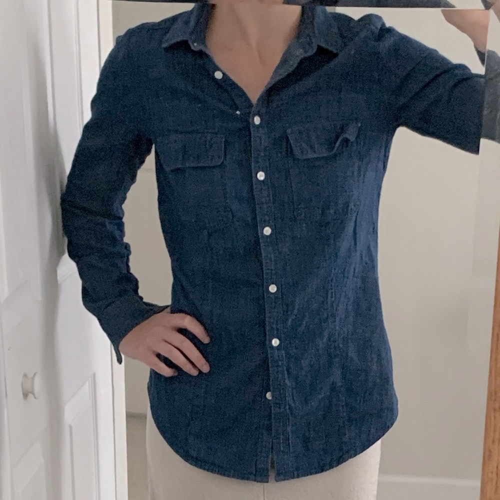 LOFT fitted denim shirt ✨